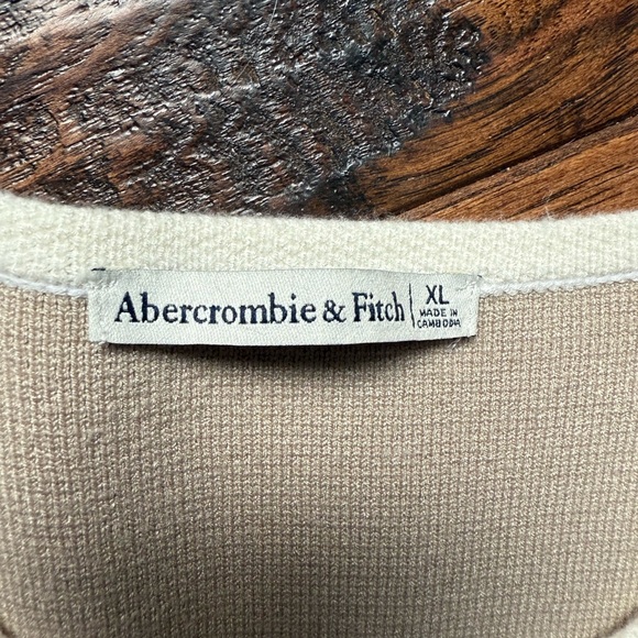 Abercrombie and Fitch Vest - Picture 2 of 3